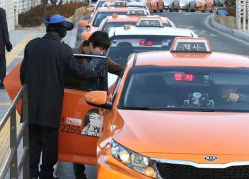 Taxi