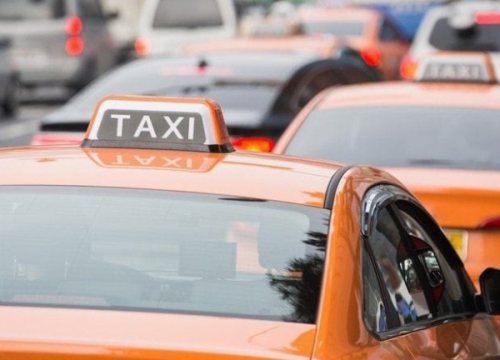 Taxi
