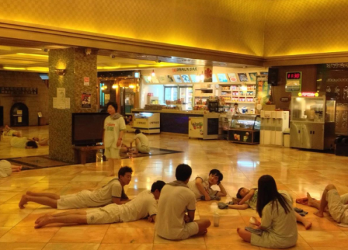 Trải nghiệm phòng xông hơi công cộng